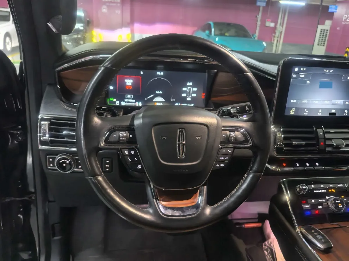 2018 Lincoln Navigator 3.5T 415HP V6 10AT,autocango,china used car exporter,china ev exporter,chinese used car exporter,chinese used ev exporter