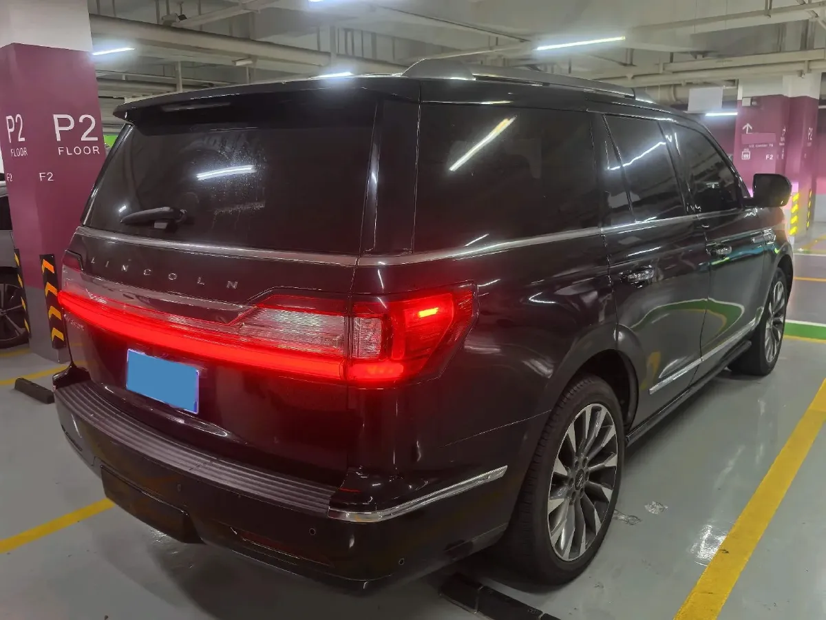 2018 Lincoln Navigator 3.5T 415HP V6 10AT,autocango,china used car exporter,china ev exporter,chinese used car exporter,chinese used ev exporter