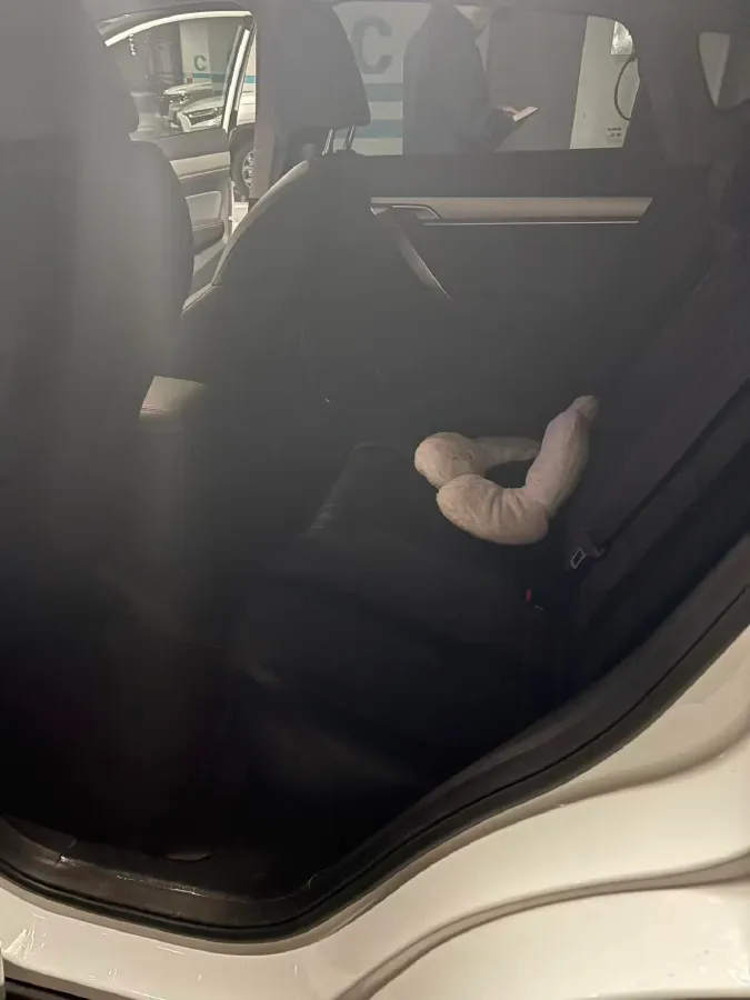 2023 Geely Coolray 1.5T 181HP L4 7DCT,autocango,china used car exporter,china ev exporter,chinese used car exporter,chinese used ev exporter