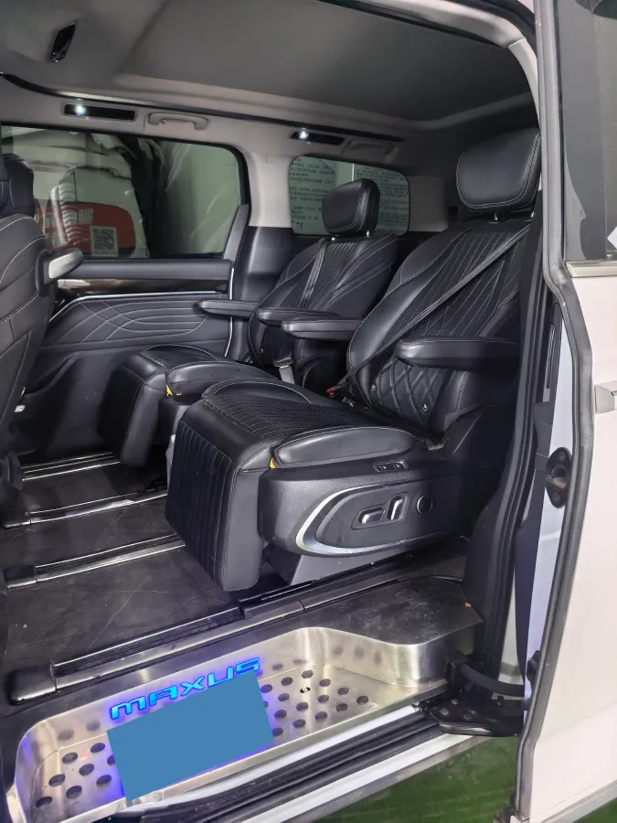 2022 MAXUS G90 2.0T 234HP L4 8AT,autocango,china used car exporter,china ev exporter,chinese used car exporter,chinese used ev exporter