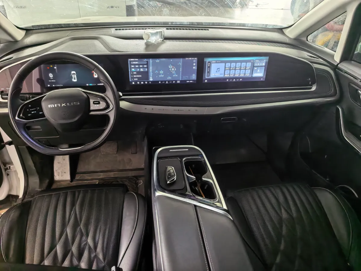 2022 MAXUS G90 2.0T 234HP L4 8AT,autocango,china used car exporter,china ev exporter,chinese used car exporter,chinese used ev exporter