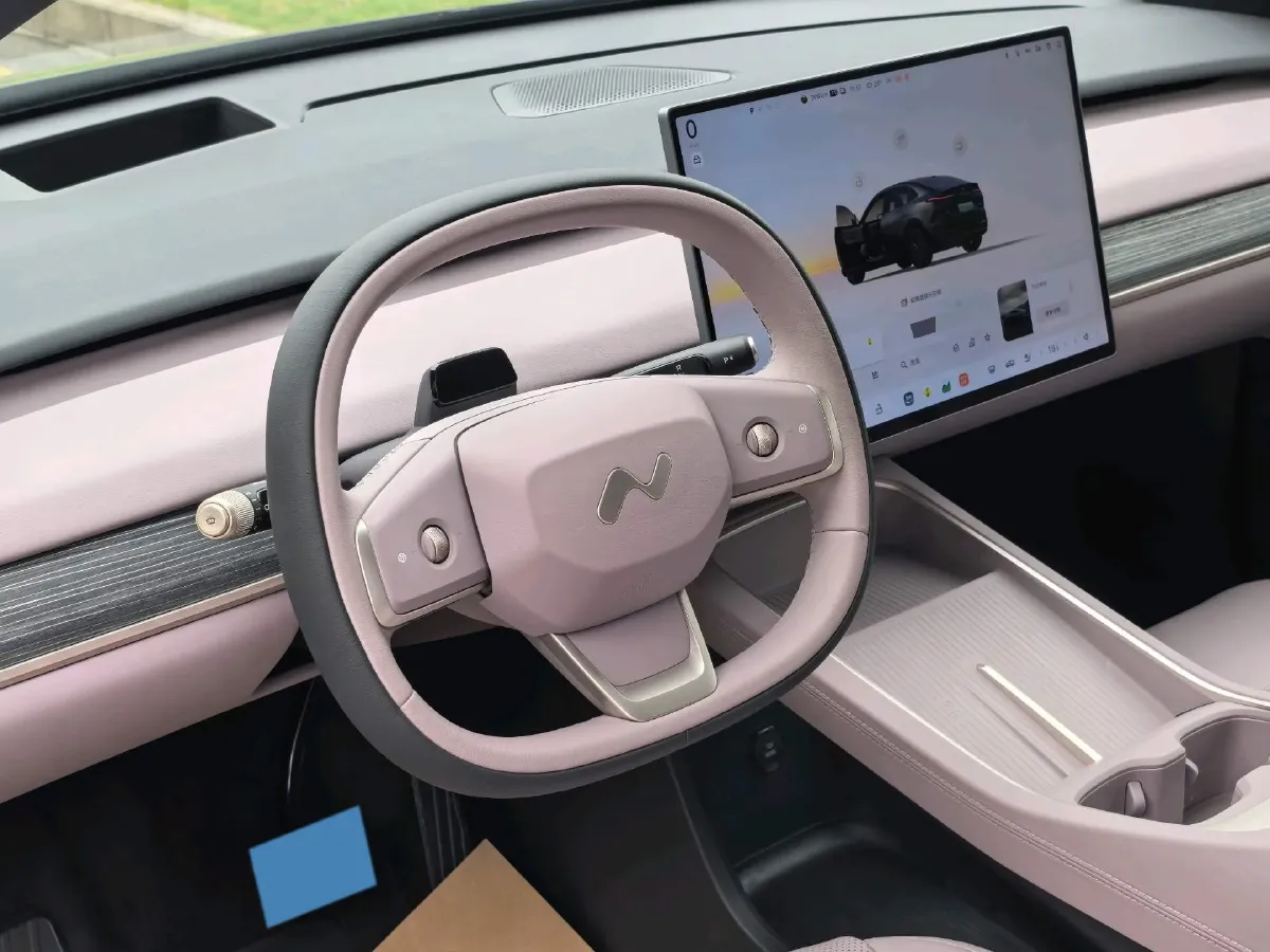 2024 IM L6 BEV 75KWH,autocango,china used car exporter,china ev exporter,chinese used car exporter,chinese used ev exporter