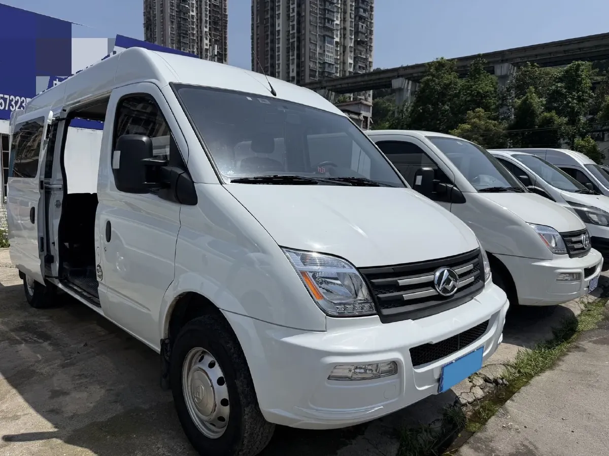 2021 MAXUS XinTu V80 2.0T 139HP L4 6MT,autocango,china used car exporter,china ev exporter,chinese used car exporter,chinese used ev exporter