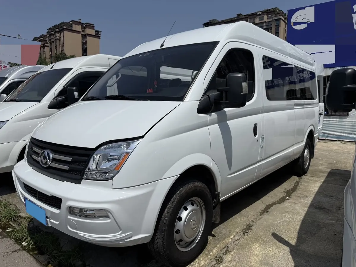 2021 MAXUS XinTu V80 2.0T 139HP L4 6MT,autocango,china used car exporter,china ev exporter,chinese used car exporter,chinese used ev exporter