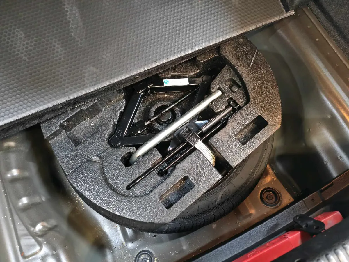 2019 Skoda Octavia 1.5L 116HP L4 6AT,autocango,china used car exporter,china ev exporter,chinese used car exporter,chinese used ev exporter