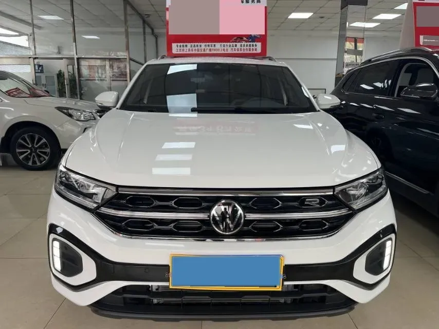 2023 Volkswagen T-Roc 1.5T 160HP L4 7DCT,autocango,china used car exporter,china ev exporter,chinese used car exporter,chinese used ev exporter