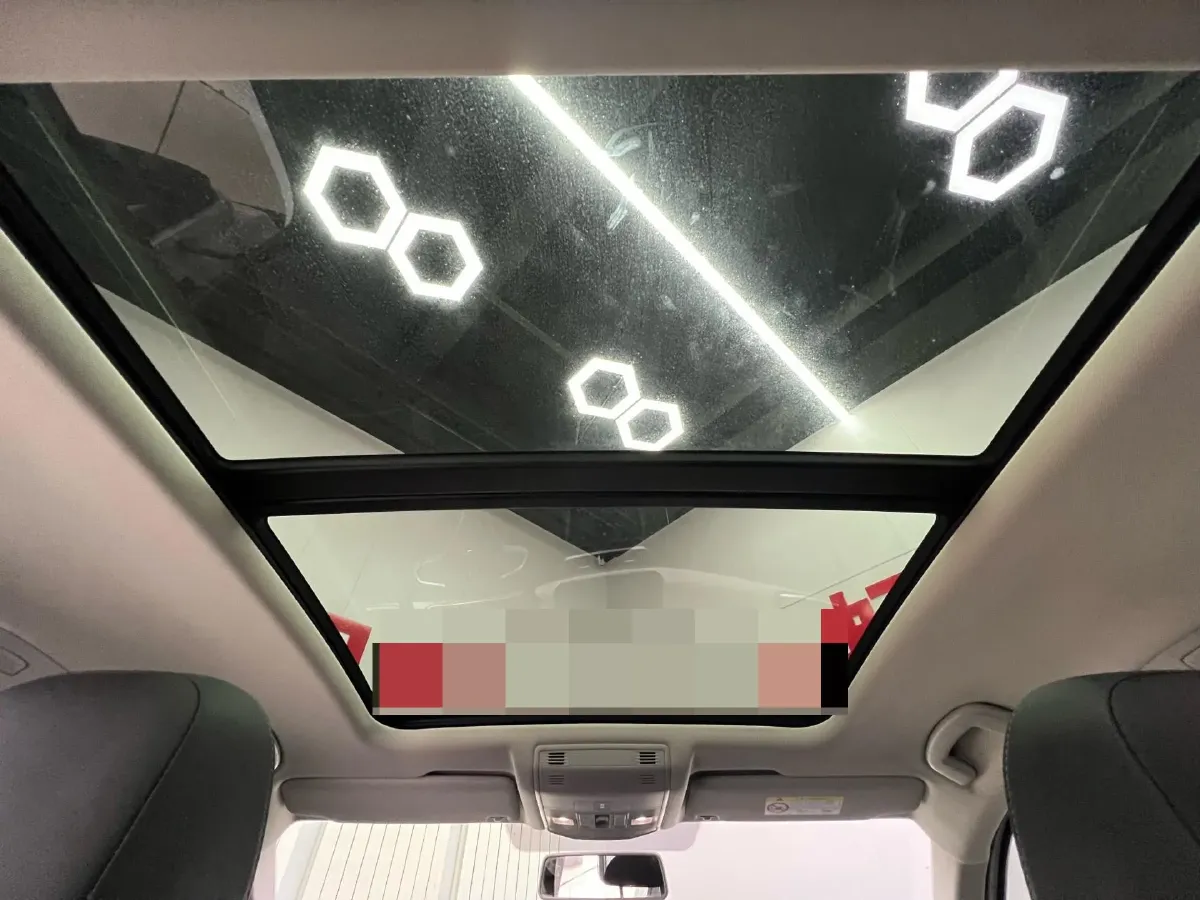 2023 Volkswagen T-Roc 1.4T 150HP L4 7DCT,autocango,china used car exporter,china ev exporter,chinese used car exporter,chinese used ev exporter