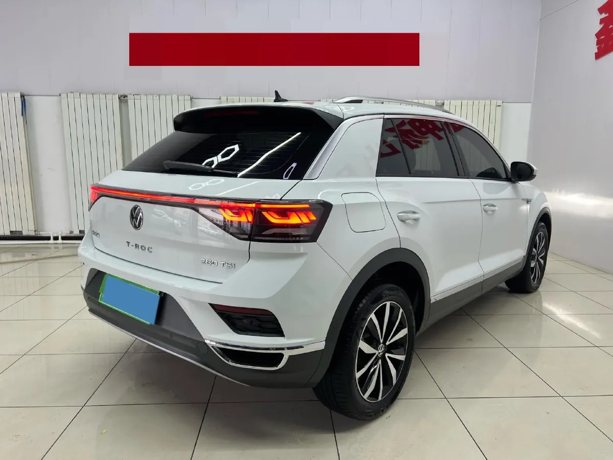 2023 Volkswagen T-Roc 1.4T 150HP L4 7DCT,autocango,china used car exporter,china ev exporter,chinese used car exporter,chinese used ev exporter