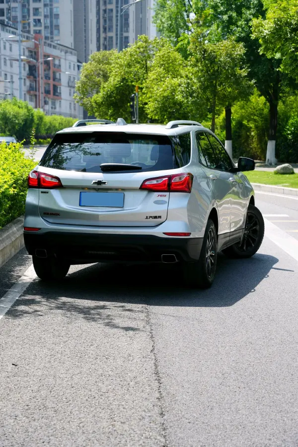 2019 Chevrolet Equinox 2.0T 260HP L4 9AT,autocango,china used car exporter,china ev exporter,chinese used car exporter,chinese used ev exporter