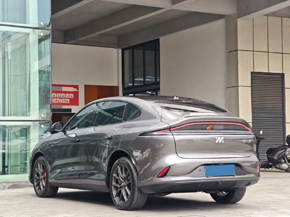 2025 IM LS6 BEV 75KWH,autocango,china used car exporter,china ev exporter,chinese used car exporter,chinese used ev exporter