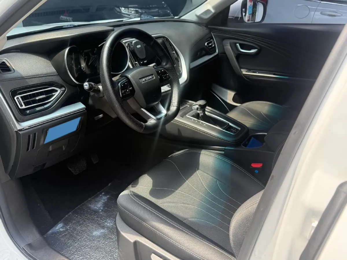 2020 Jetour X70M 1.5T 156HP L4 6DCT,autocango,china used car exporter,china ev exporter,chinese used car exporter,chinese used ev exporter