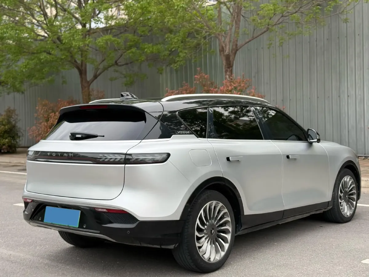 2021 Voyah FREE Range Extended 109HP REEV 33KWH,autocango,china used car exporter,china ev exporter,chinese used car exporter,chinese used ev exporter