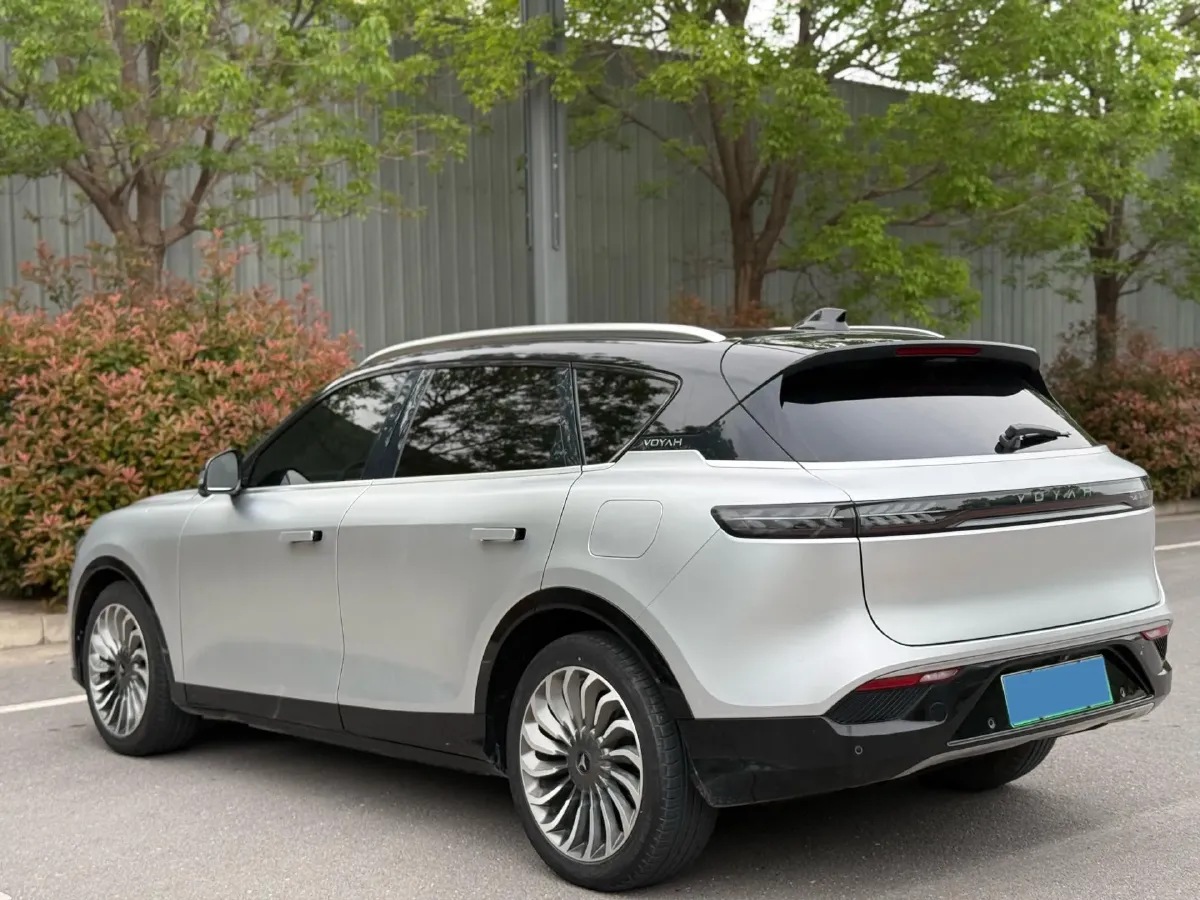 2021 Voyah FREE Range Extended 109HP REEV 33KWH,autocango,china used car exporter,china ev exporter,chinese used car exporter,chinese used ev exporter