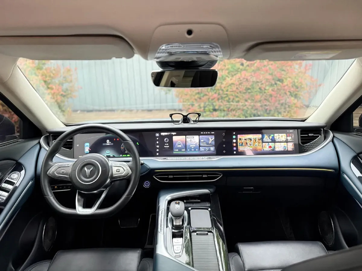 2021 Voyah FREE Range Extended 109HP REEV 33KWH,autocango,china used car exporter,china ev exporter,chinese used car exporter,chinese used ev exporter