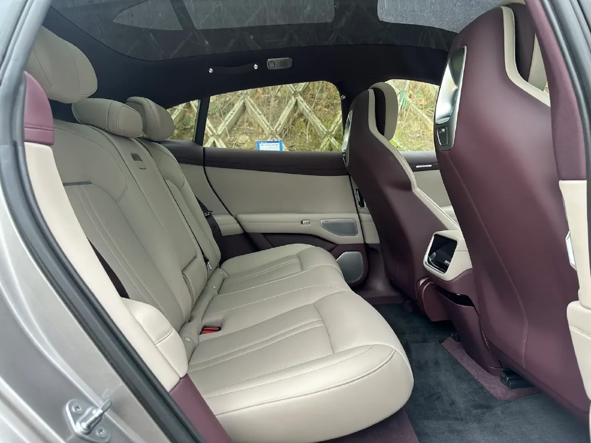 2025 MI YU7 BEV,autocango,china used car exporter,china ev exporter,chinese used car exporter,chinese used ev exporter