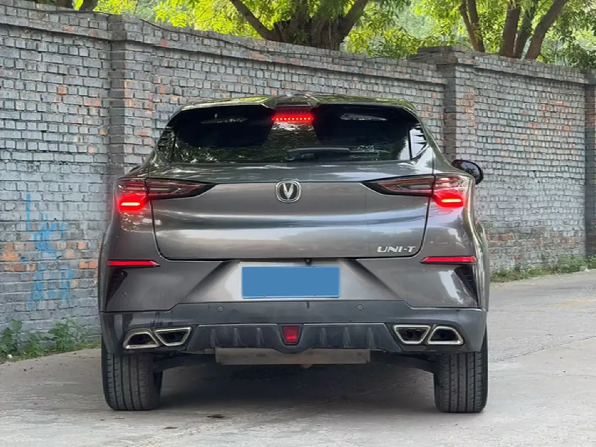 2020 ChangAn UNI-T 1.5T 180HP L4 7DCT,autocango,china used car exporter,china ev exporter,chinese used car exporter,chinese used ev exporter