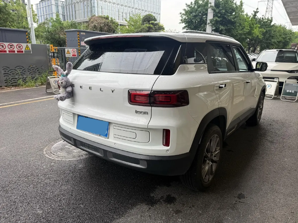 2020 Geely ICON 1.5T 177HP L3 7DCT,autocango,china used car exporter,china ev exporter,chinese used car exporter,chinese used ev exporter