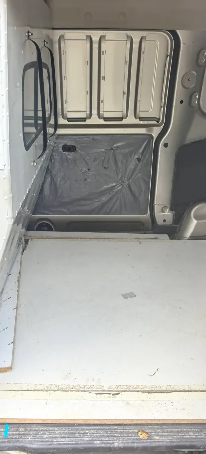 2022 WuLing HongGuang V 1.5L 99HP L4 6MT,autocango,china used car exporter,china ev exporter,chinese used car exporter,chinese used ev exporter