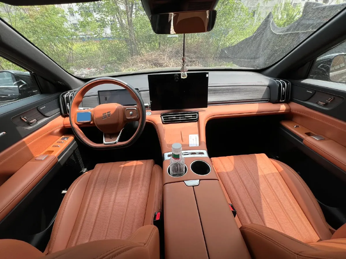 2025 KaiYi KunLun 2.0T 254HP L4 7DCT,autocango,china used car exporter,china ev exporter,chinese used car exporter,chinese used ev exporter