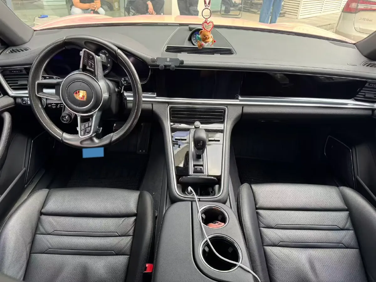 2017 Mercedes-Benz C AMG 4.0T 510HP V8 7AT,autocango,china used car exporter,china ev exporter,chinese used car exporter,chinese used ev exporter