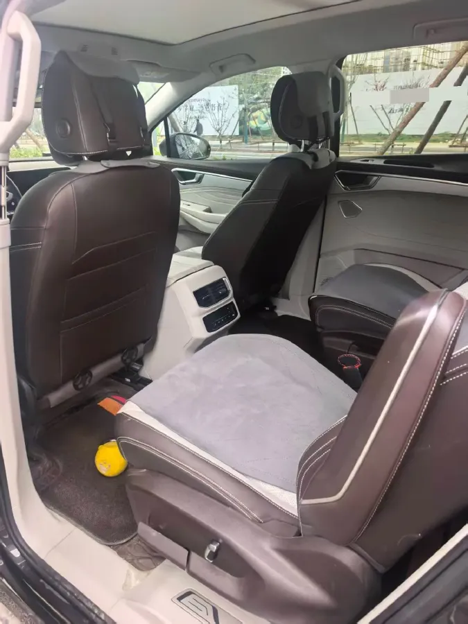 2021 Volkswagen Talagon 2.0T 220HP L4 7DCT,autocango,china used car exporter,china ev exporter,chinese used car exporter,chinese used ev exporter