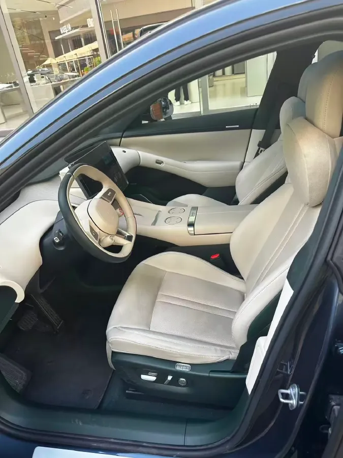 2025 MI YU7 BEV 101.7KWH,autocango,china used car exporter,china ev exporter,chinese used car exporter,chinese used ev exporter