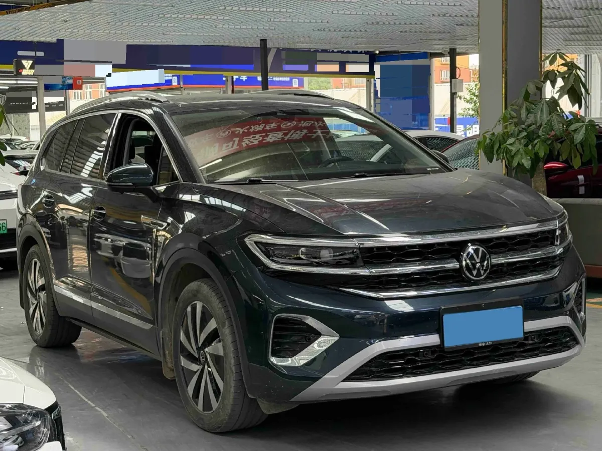 2021 Volkswagen Talagon 2.0T 220HP L4 7DCT,autocango,china used car exporter,china ev exporter,chinese used car exporter,chinese used ev exporter