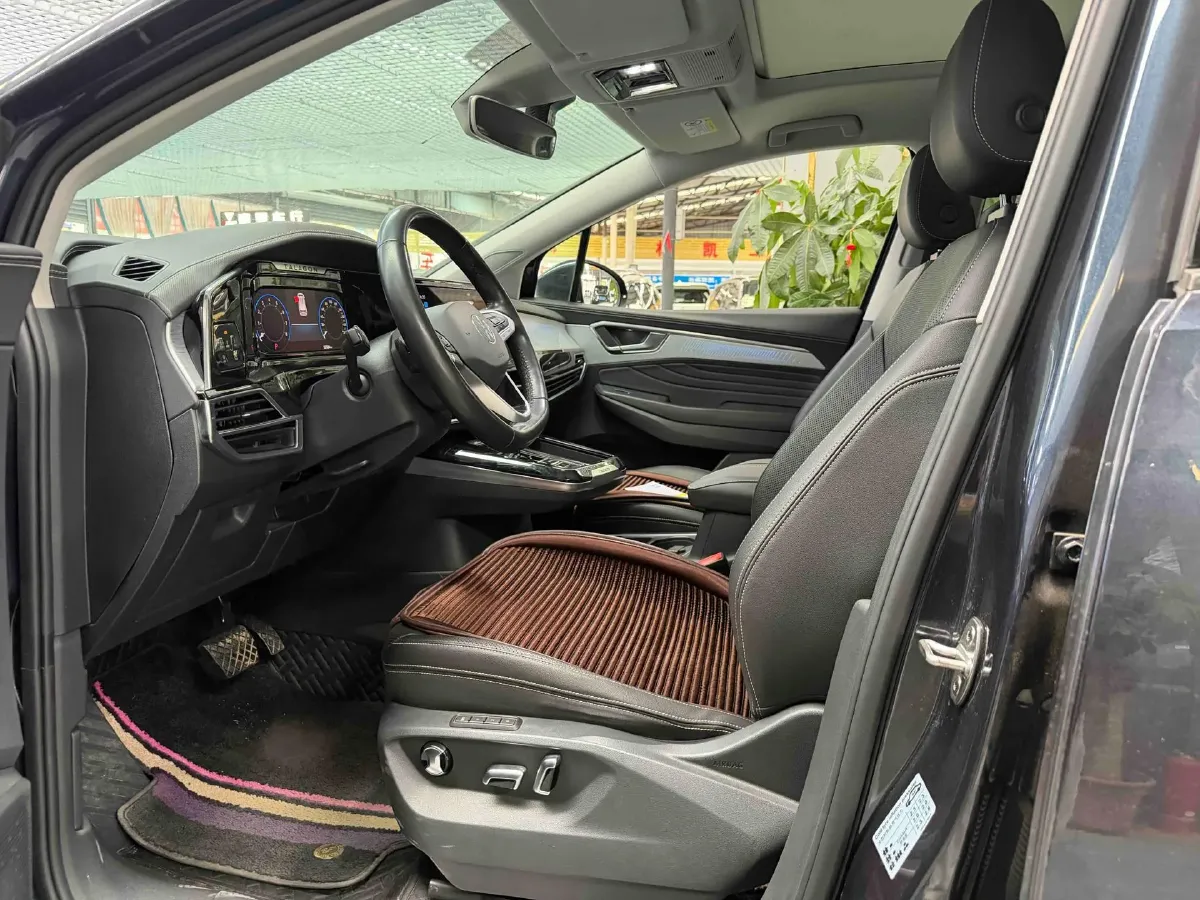 2021 Volkswagen Talagon 2.0T 220HP L4 7DCT,autocango,china used car exporter,china ev exporter,chinese used car exporter,chinese used ev exporter