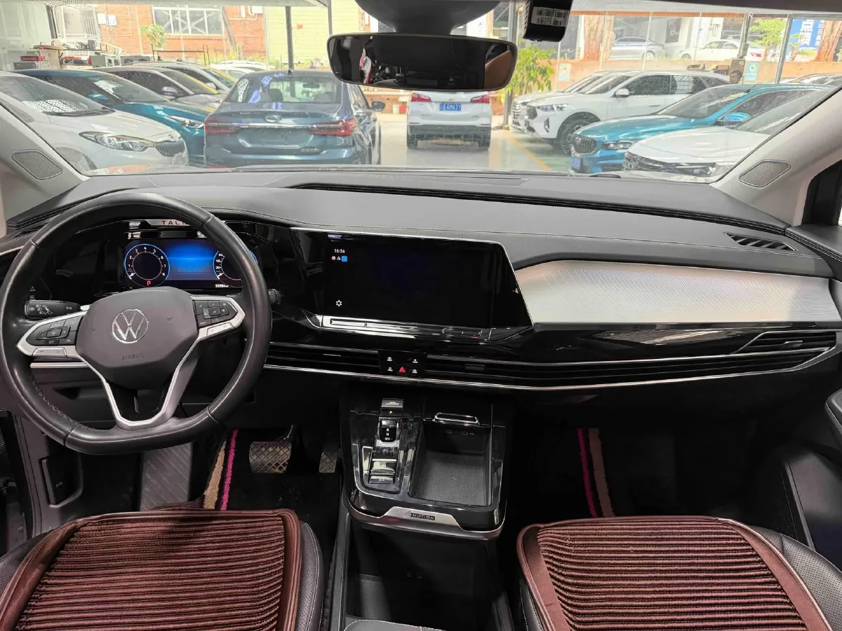 2021 Volkswagen Talagon 2.0T 220HP L4 7DCT,autocango,china used car exporter,china ev exporter,chinese used car exporter,chinese used ev exporter