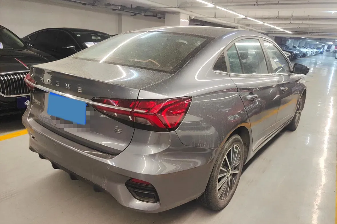 2021 Roewe i5 1.5L 120HP L4 CVT,autocango,china used car exporter,china ev exporter,chinese used car exporter,chinese used ev exporter