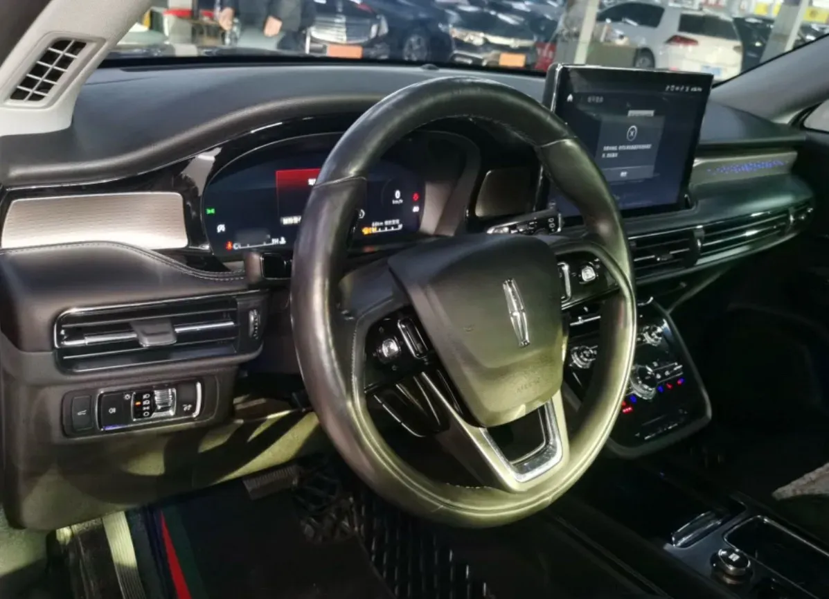 2022 Lincoln Corsair 2.0T 245HP L4 8AT,autocango,china used car exporter,china ev exporter,chinese used car exporter,chinese used ev exporter