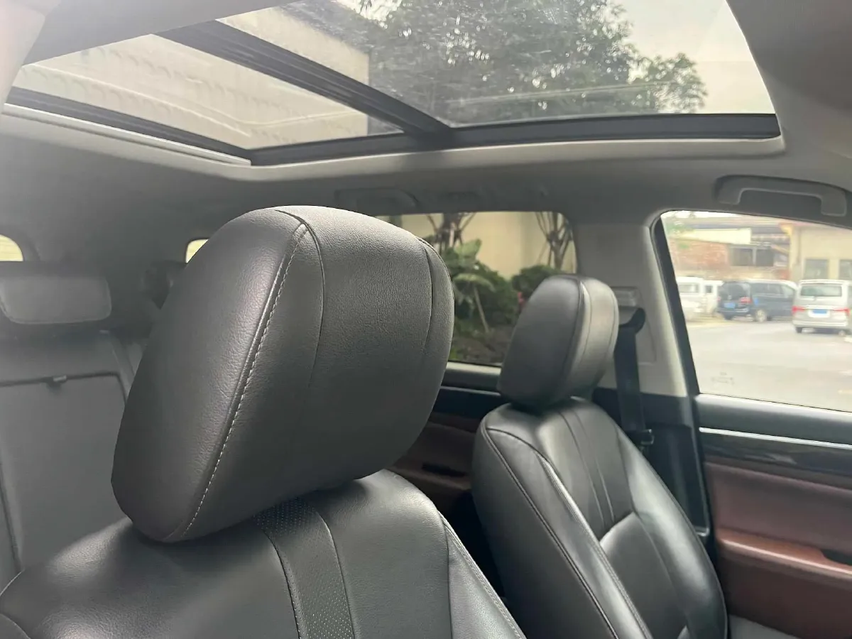 2017 GAC Trumpchi GS8 2.0T 201HP L4 6AT,autocango,china used car exporter,china ev exporter,chinese used car exporter,chinese used ev exporter