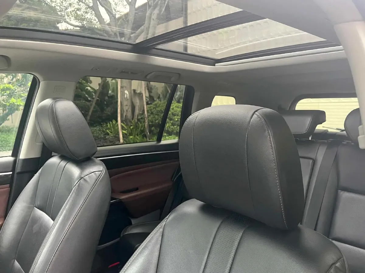 2017 GAC Trumpchi GS8 2.0T 201HP L4 6AT,autocango,china used car exporter,china ev exporter,chinese used car exporter,chinese used ev exporter