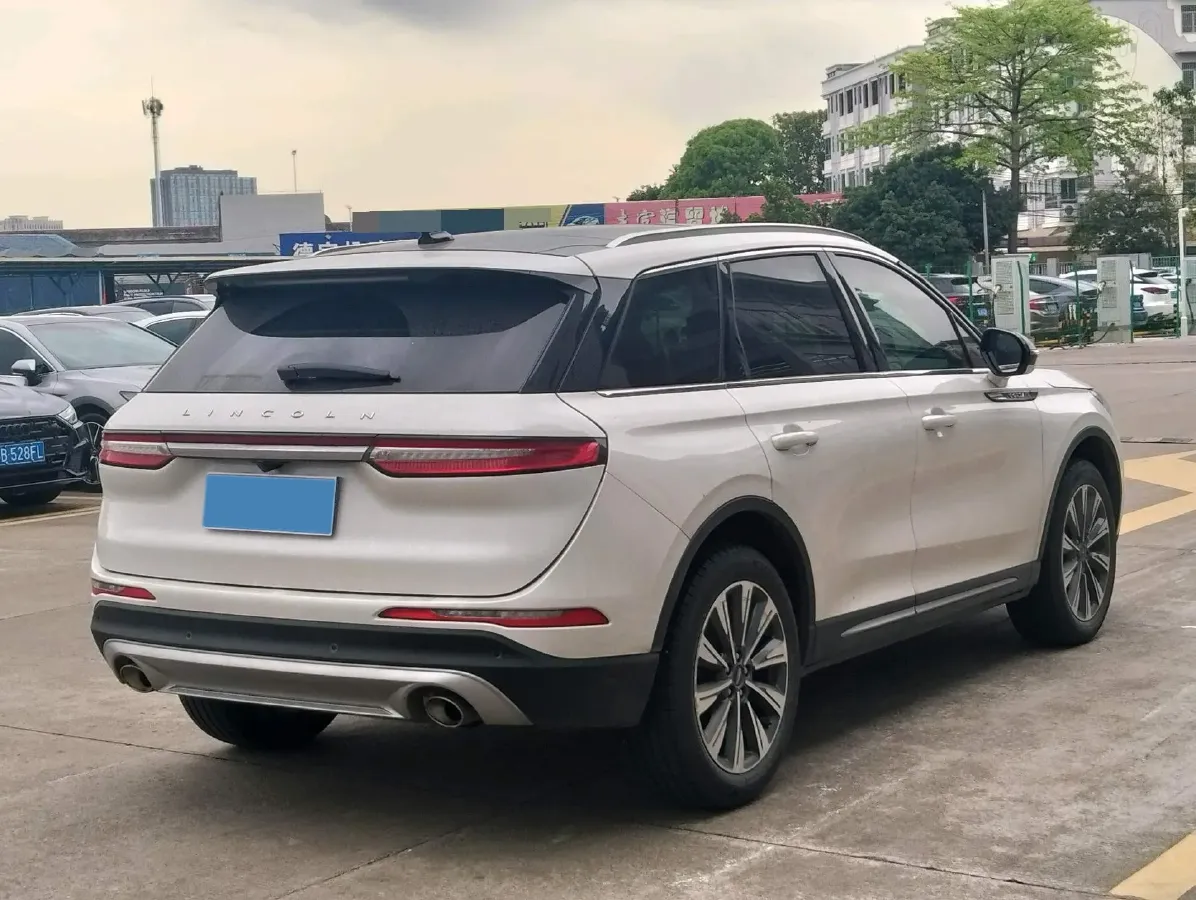 2022 Lincoln Corsair 2.0T 245HP L4 8AT,autocango,china used car exporter,china ev exporter,chinese used car exporter,chinese used ev exporter