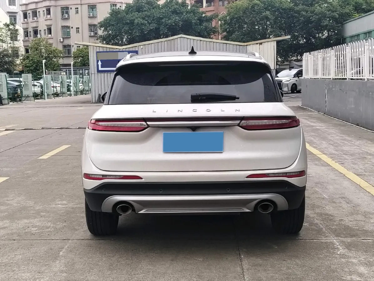 2022 Lincoln Corsair 2.0T 245HP L4 8AT,autocango,china used car exporter,china ev exporter,chinese used car exporter,chinese used ev exporter