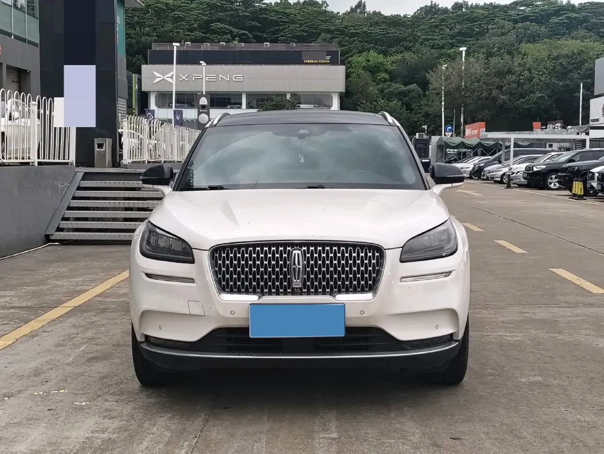 2022 Lincoln Corsair 2.0T 245HP L4 8AT,autocango,china used car exporter,china ev exporter,chinese used car exporter,chinese used ev exporter