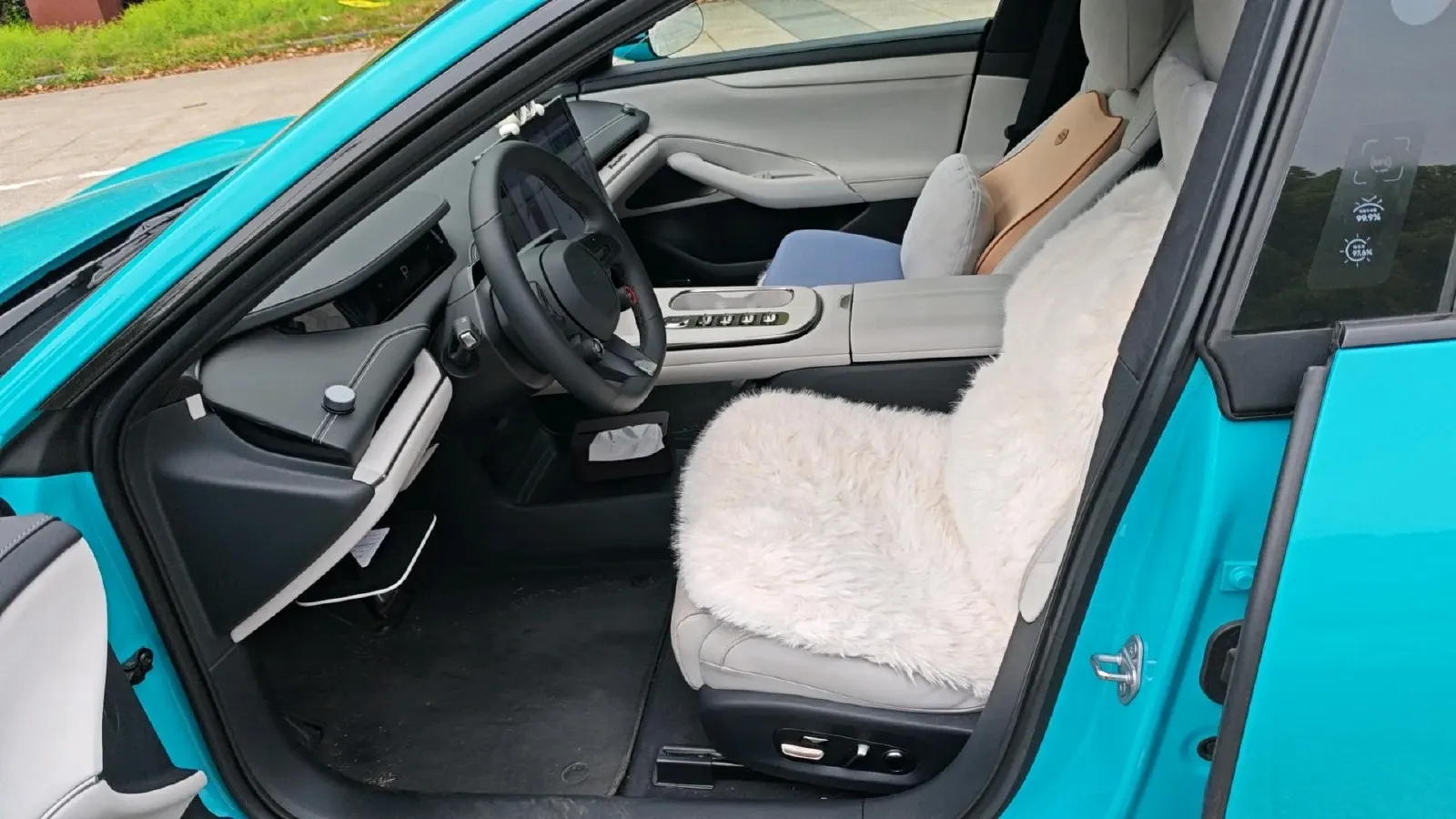 2024 MI SU7 BEV 101KWH,autocango,china used car exporter,china ev exporter,chinese used car exporter,chinese used ev exporter