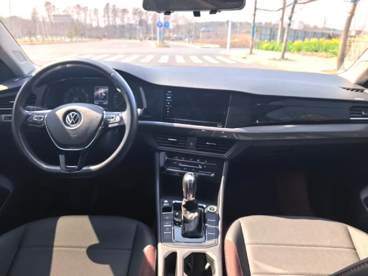 2021 Volkswagen Bora 1.4T 150HP L4 7DCT,autocango,china used car exporter,china ev exporter,chinese used car exporter,chinese used ev exporter