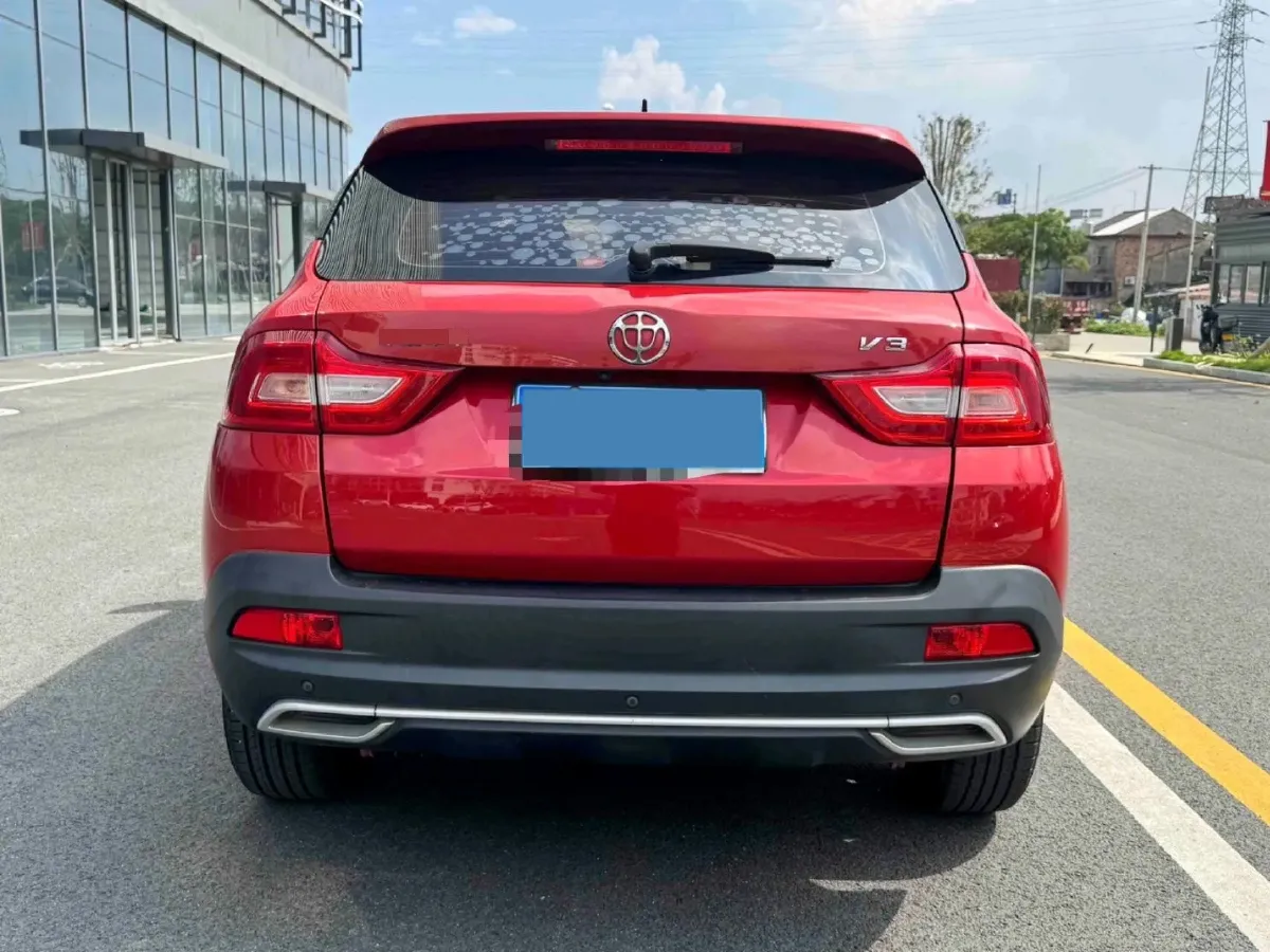 2020 Brilliance Auto V3 1.6L 118HP L4 5MT,autocango,china used car exporter,china ev exporter,chinese used car exporter,chinese used ev exporter