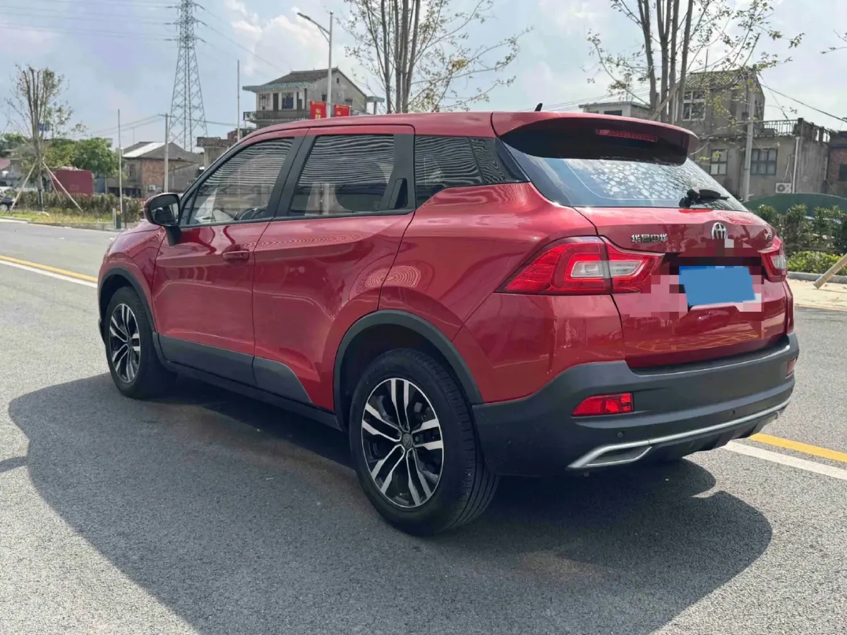 2020 Brilliance Auto V3 1.6L 118HP L4 5MT,autocango,china used car exporter,china ev exporter,chinese used car exporter,chinese used ev exporter