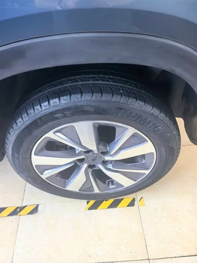 2020 Geely Okavango 1.8T 184HP L4 7DCT,autocango,china used car exporter,china ev exporter,chinese used car exporter,chinese used ev exporter