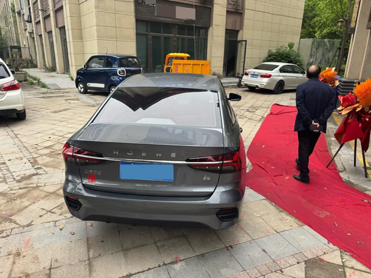 2021 Roewe i5 1.5L 120HP L4 CVT,autocango,china used car exporter,china ev exporter,chinese used car exporter,chinese used ev exporter