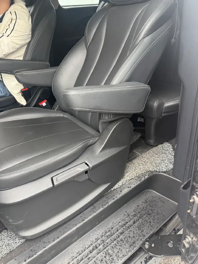 2023 MAXUS G20 2.0T 261HP L4 8AT,autocango,china used car exporter,china ev exporter,chinese used car exporter,chinese used ev exporter