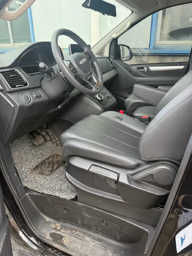 2023 MAXUS G20 2.0T 261HP L4 8AT,autocango,china used car exporter,china ev exporter,chinese used car exporter,chinese used ev exporter