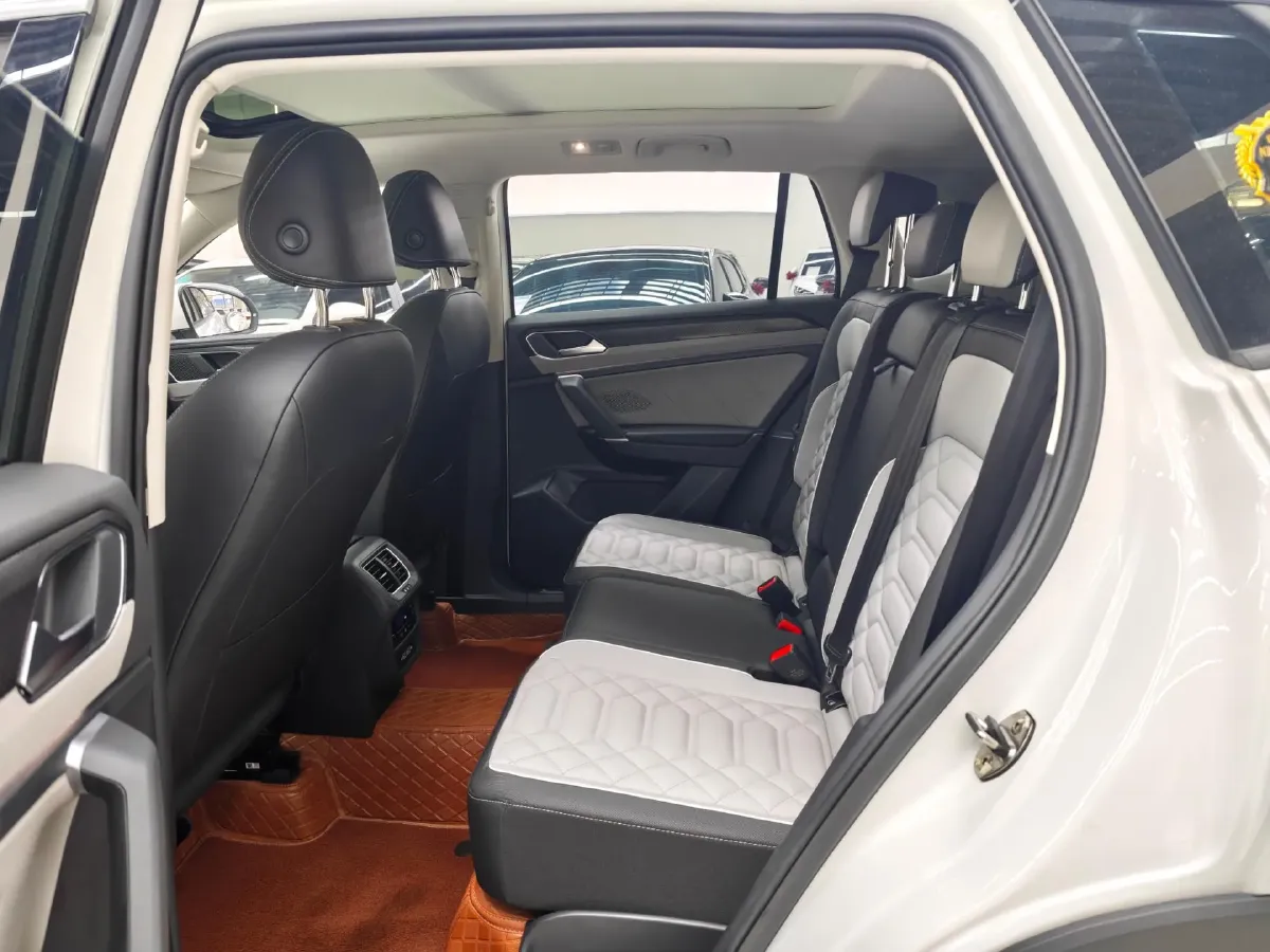 2024 Volkswagen Tayron 1.5T 160HP L4 7DCT,autocango,china used car exporter,china ev exporter,chinese used car exporter,chinese used ev exporter