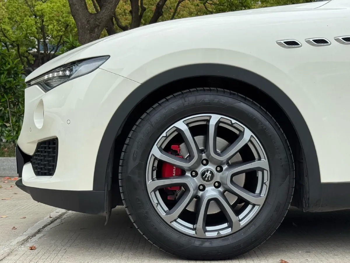 2021 Maserati Levante 3.0T 350HP V6 8AT,autocango,china used car exporter,china ev exporter,chinese used car exporter,chinese used ev exporter