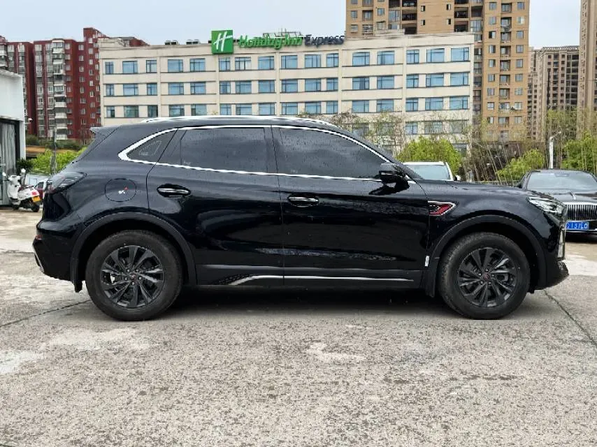 2025 HongQi HS5 2.0T 252HP L4 8AT,autocango,china used car exporter,china ev exporter,chinese used car exporter,chinese used ev exporter