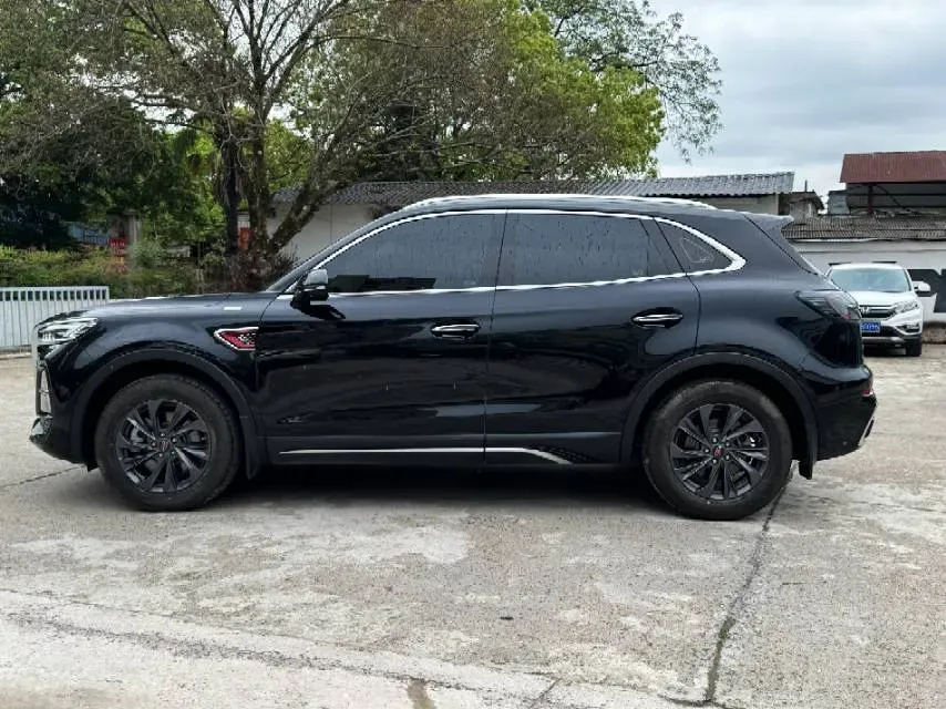 2025 HongQi HS5 2.0T 252HP L4 8AT,autocango,china used car exporter,china ev exporter,chinese used car exporter,chinese used ev exporter