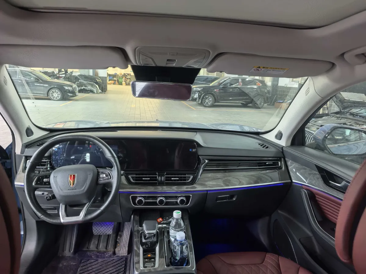 2023 HongQi HS5 2.0T 252HP L4 8AT,autocango,china used car exporter,china ev exporter,chinese used car exporter,chinese used ev exporter