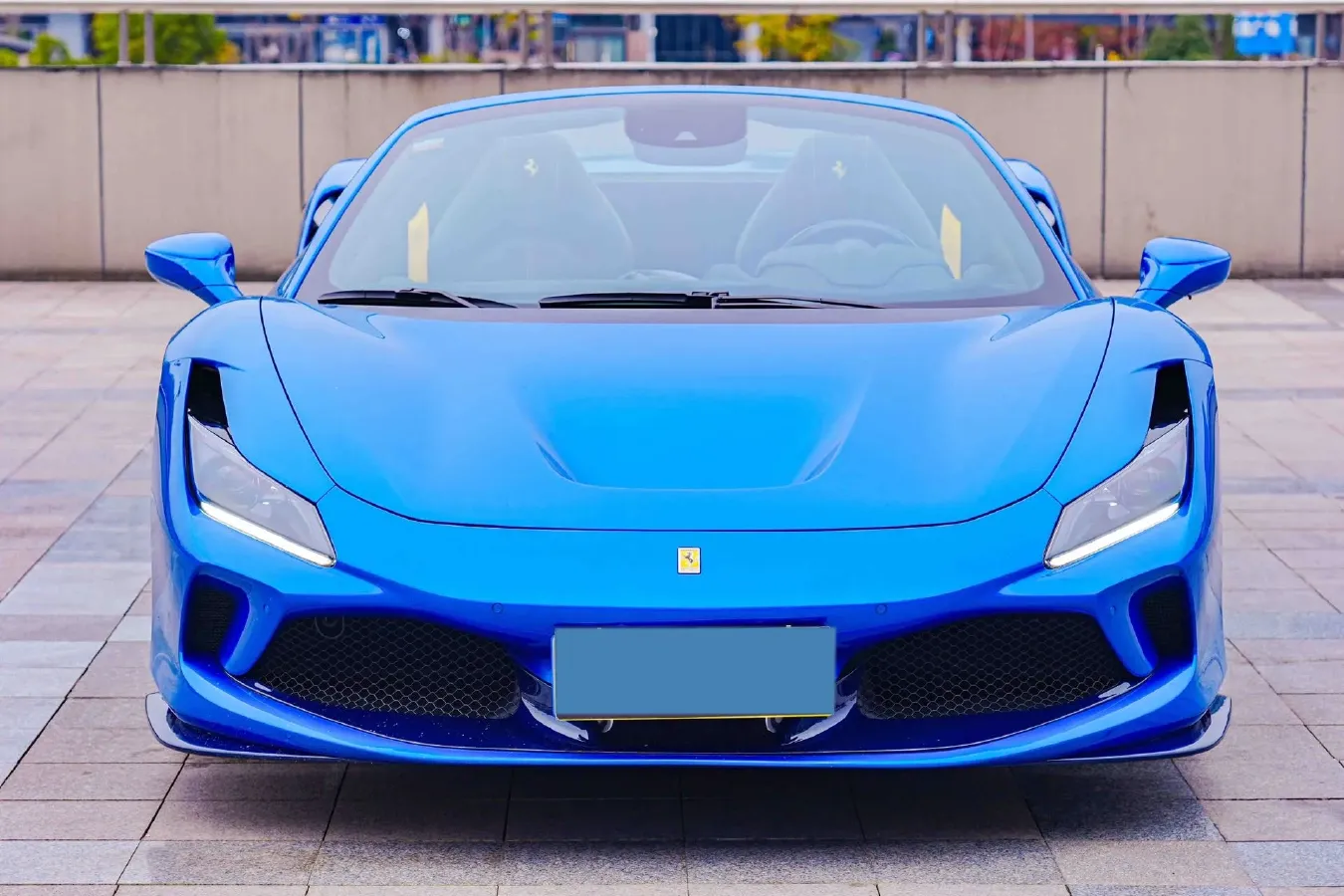 2020 Ferrari F8 3.9T 720HP V8 7DCT,autocango,china used car exporter,china ev exporter,chinese used car exporter,chinese used ev exporter